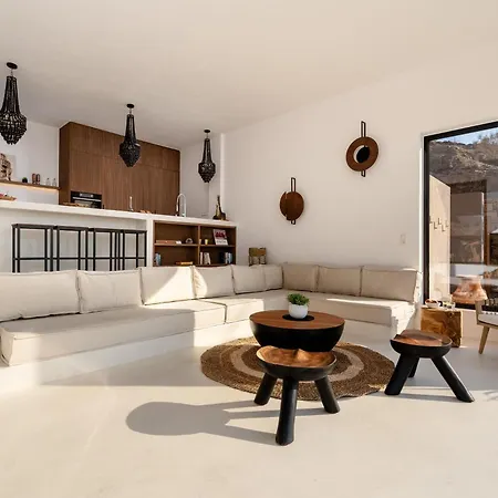 Vila Gr - La Punta
